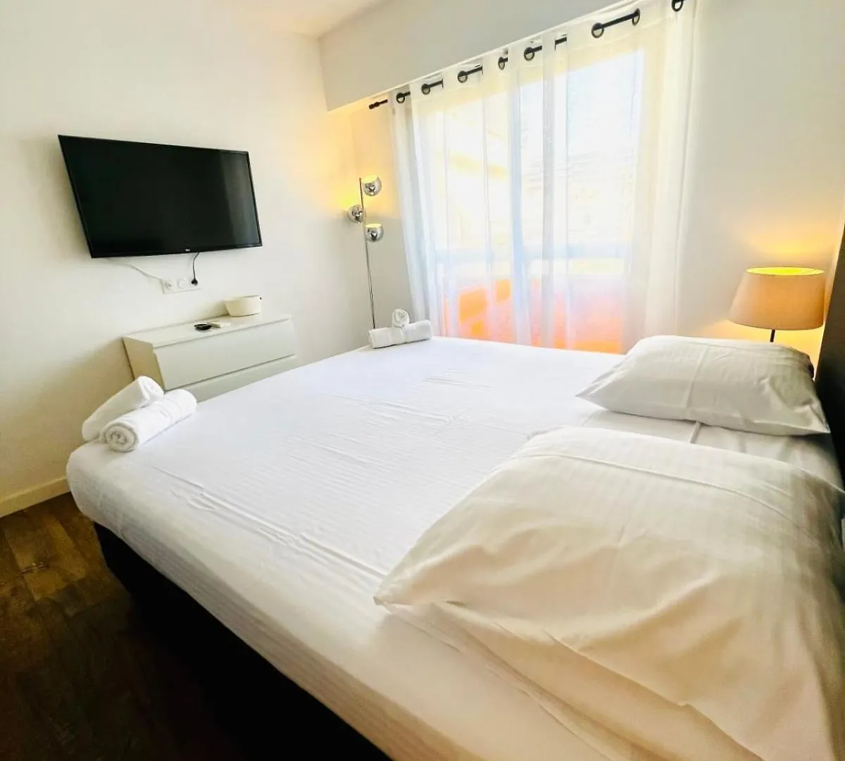 Ferienhaus Le Verdi - 1 Bedroom With Ac And Parking In City Center Cannes