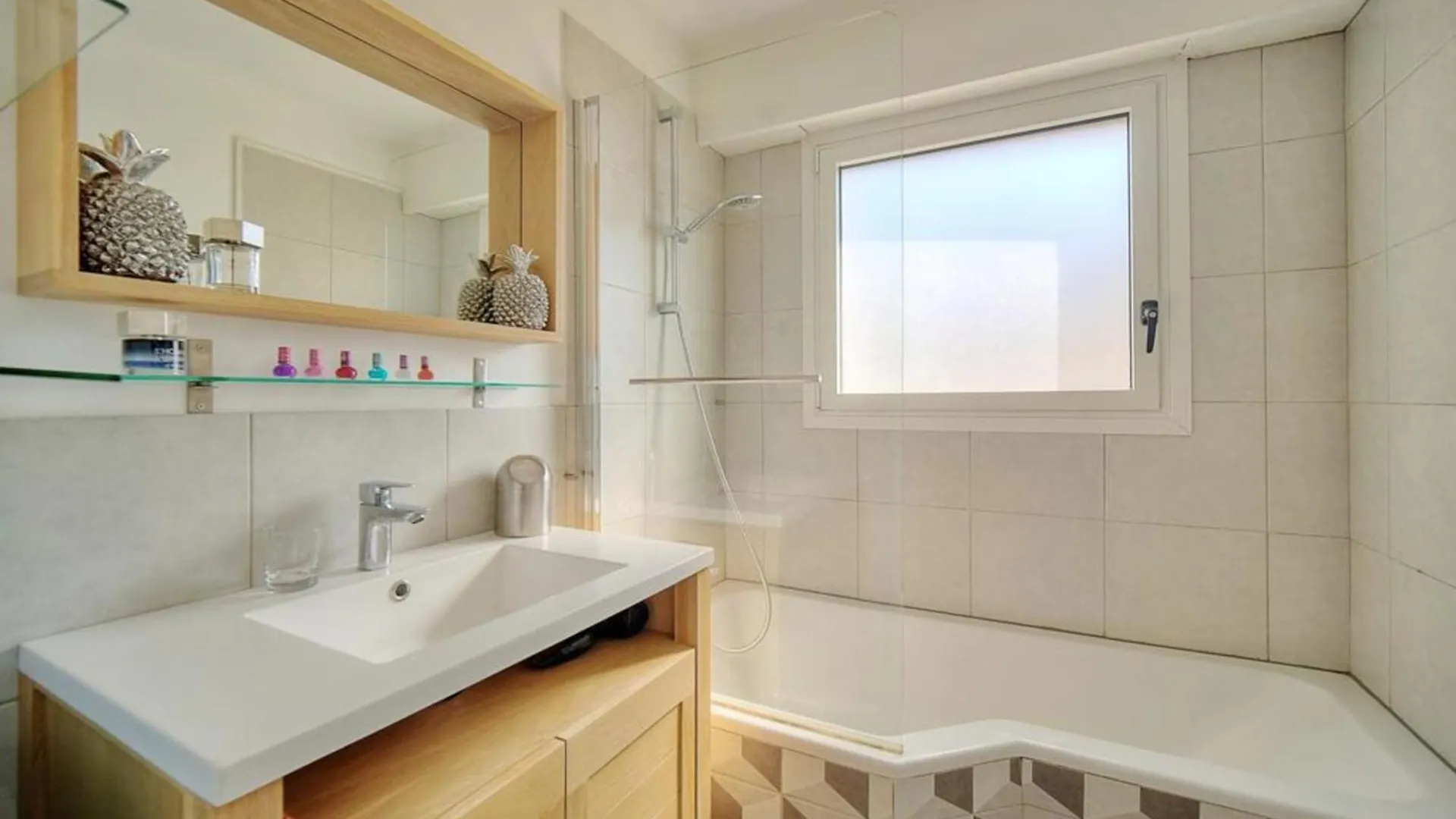 Holiday home Le Verdi - 1 Bedroom With Ac And Parking In City Center Cannes France